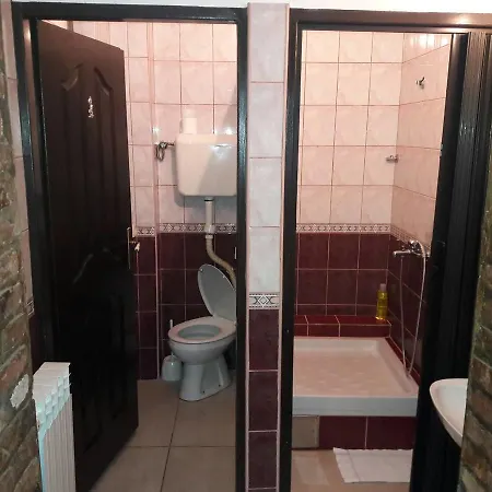 S&z Hostel *
